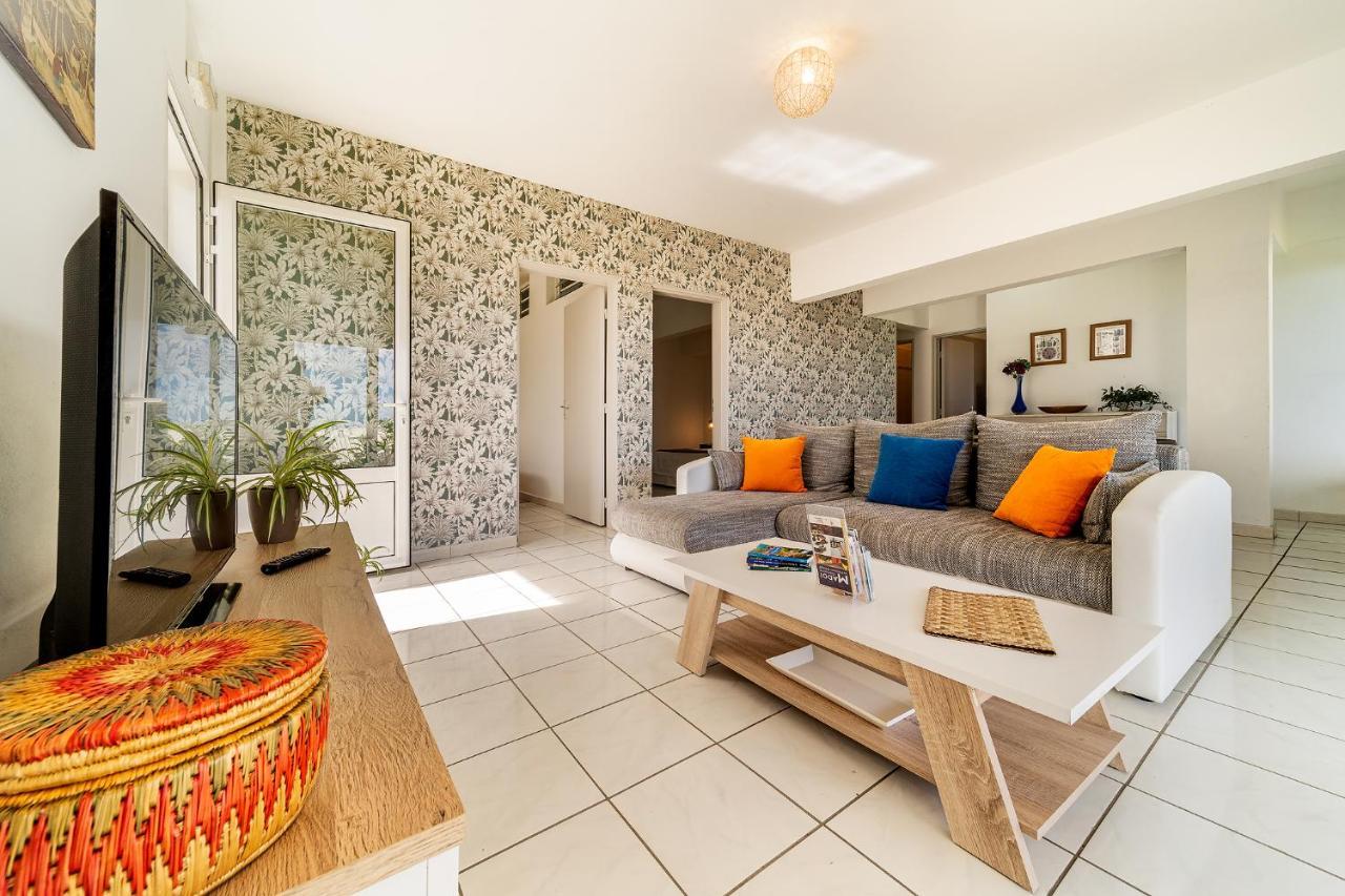 Villa Sainterne Le Bois de Nefles  Exteriör bild